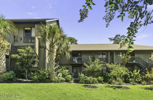254 Lanai Vlg, Diamondhead, MS, 39525-3345 | Card Image