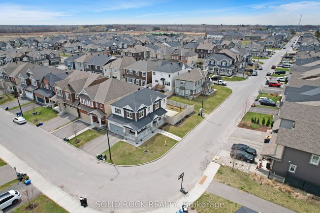 143 Bartonia Cir, House other with 5 bedrooms, 4 bathrooms and 4 parking in Orléans ON | Image 41