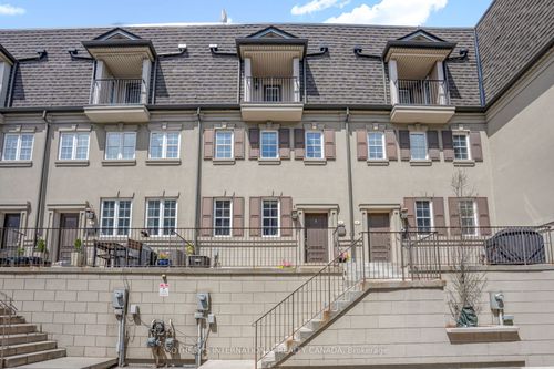 6 Tony Grande Lane, Toronto, ON, M6C0A1 | Card Image