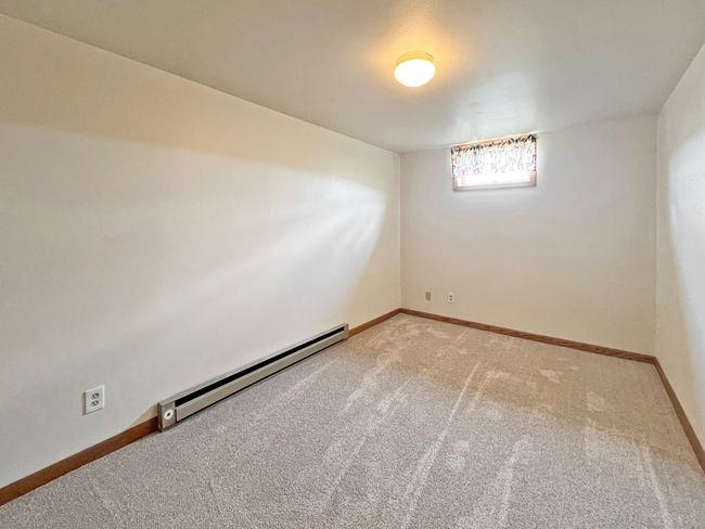 Non-Conforming 4th Bedroom | Image 21