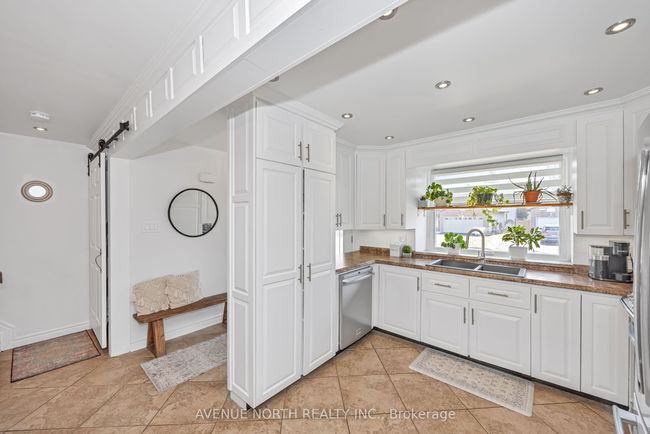 250 Du Grand Bois Ave, House other with 4 bedrooms, 2 bathrooms and 2 parking in Orléans ON | Image 9