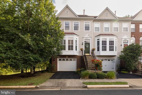 7826 Desiree St, ALEXANDRIA, VA, 22315-6047 | Card Image