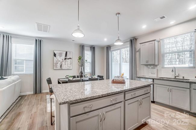 624 Cassidy Ct, Townhouse with 3 bedrooms, 3 bathrooms and null parking in Clover SC | Image 8
