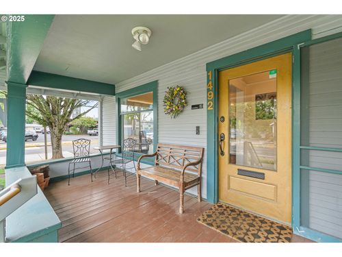 1492 Pearl St, Eugene, OR, 97401-4036 | Card Image
