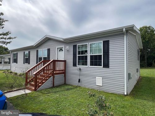 711 N Huckleberry Ave, BEAR, DE, 19701-1362 | Card Image