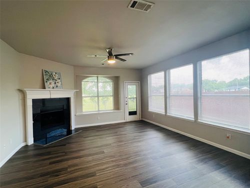 904 Inland Ln, McKinney, TX, 75072-3857 | Card Image