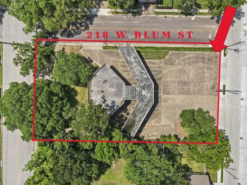 218 W Blum St, Alvin, TX, 77511 | Card Image