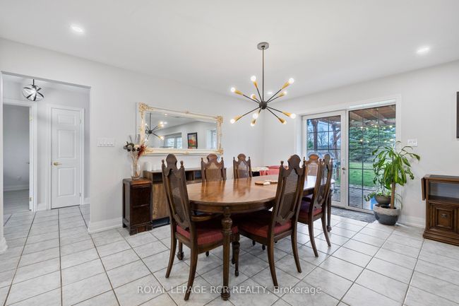 958375 7 Th Line E, House other with 4 bedrooms, 2 bathrooms and 8 parking in Mulmur ON | Image 14
