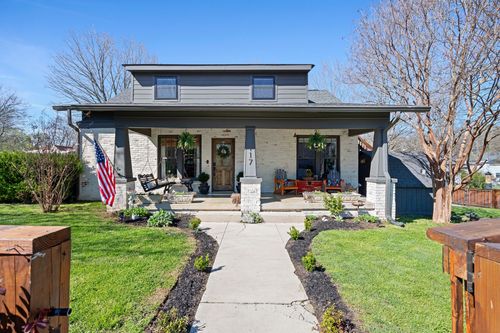 117 5th Ave, Columbia, TN, 38401-2811 | Card Image