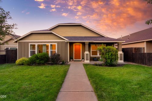 3375 Sw Obsidian Ave, Redmond, OR, 97756-8674 | Card Image