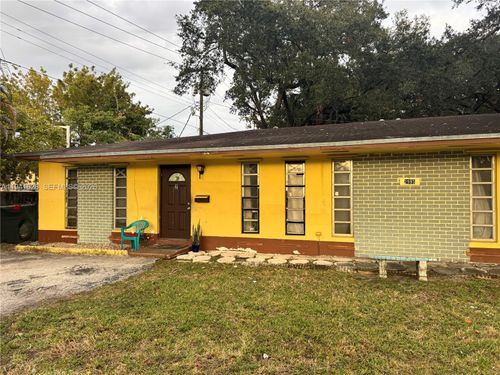 2995 64th Ave, Miramar, FL, 33023-3953 | Card Image