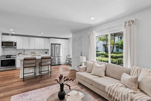 103-13754 Mango Dr, Del Mar, CA, 92014-3400 | Card Image