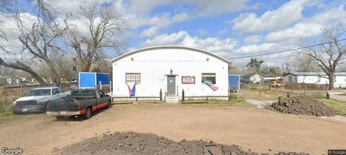 303 N Mantz St, Victoria, TX, 77901-6811 | Card Image