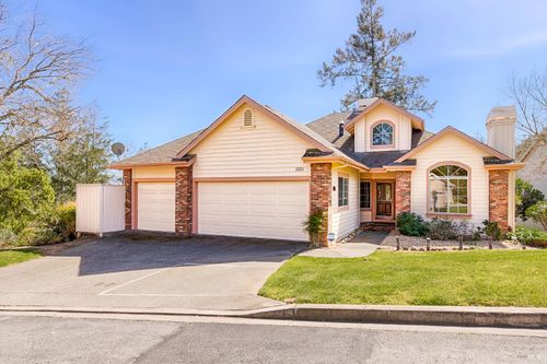 1034 Oak Mesa Drive, Santa Rosa, CA, 95409 | Card Image