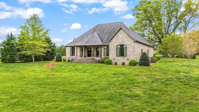 1001 Williams St, House other with 3 bedrooms, 4 bathrooms and 3 parking in Decherd TN | Image 15