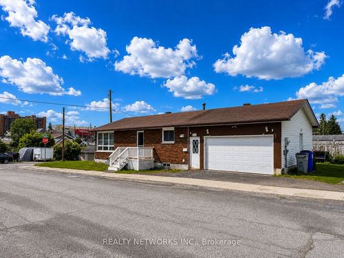 303 Poplar Ave, Timmins, ON, P4N4S2 | Card Image