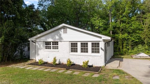 1505 Cook St, High Point, NC, 27262-2219 | Card Image