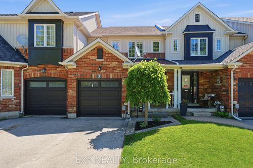 3 Battenberg Crt, Mount Albert, ON, L0G1M0 | Card Image