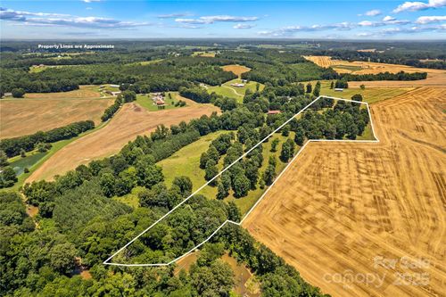 000 J And W Rd, Olin, NC, 28660 | Card Image