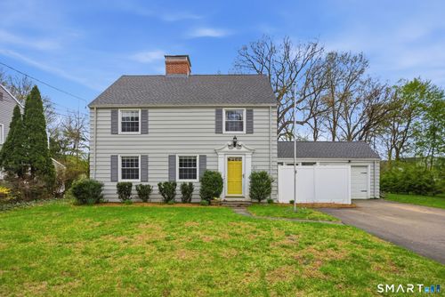 27 Fairfield Rd, West Hartford, CT, 06117-1902 | Card Image