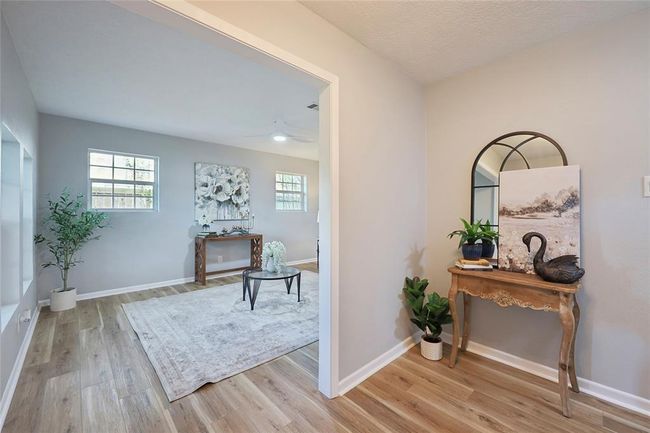 1008 N 30 Th St, House other with 4 bedrooms, 2 bathrooms and 2 parking in Nederland TX | Image 5