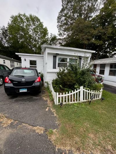 TRLR-17 - 42 Miry Brook Road, House other with 2 bedrooms, 1 bathrooms and null parking in Danbury CT | Image 1