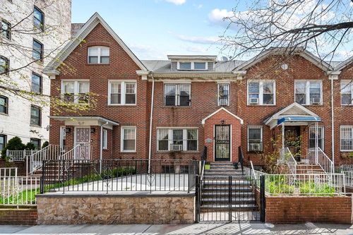 3415 91st St, East Elmhurst, NY, 11369 | Card Image