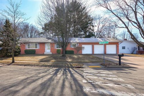 1205 Webster Ave, Eau Claire, WI, 54701-6584 | Card Image