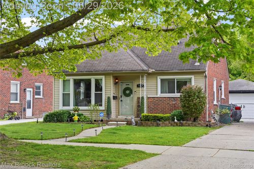 9301 Dixie, Redford, MI, 48239-1575 | Card Image