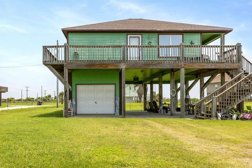 986 Tuna Dr, Crystal Beach, TX, 77650 | Card Image