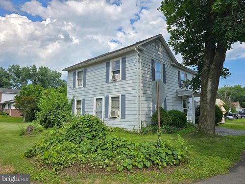 16 Mill St, DUNCANNON, PA, 17020-7137 | Card Image