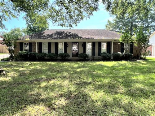 384 Rutledge St, Collierville, TN, 38017-2412 | Card Image