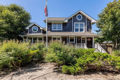 35 Gale Ave, Ocean Beach, NY, 11770-2010 | Card Image