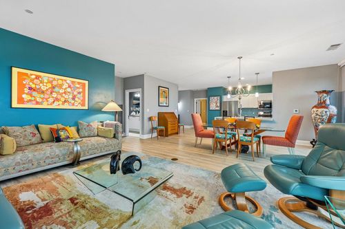 603-1522 N Prospect Avenue, Milwaukee, WI, 53202 | Card Image