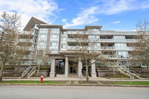 107-9371 Hemlock Dr, Richmond, BC, V6Y4K6 | Card Image