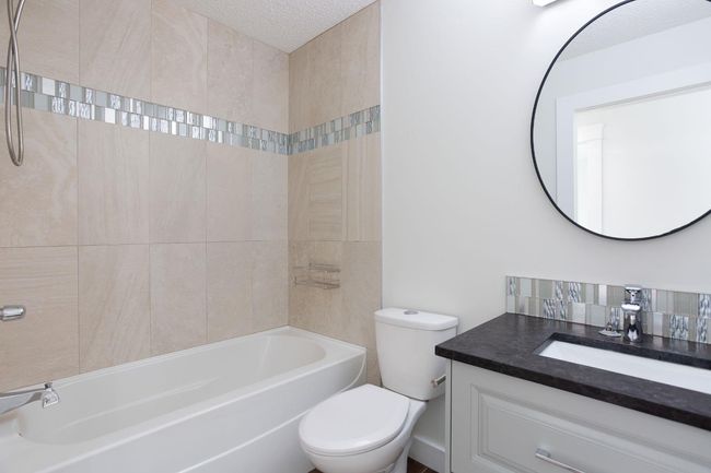 432 Rocky Ridge Drive Nw, House other with 5 bedrooms, 3 bathrooms and 4 parking in Calgary AB | Image 13