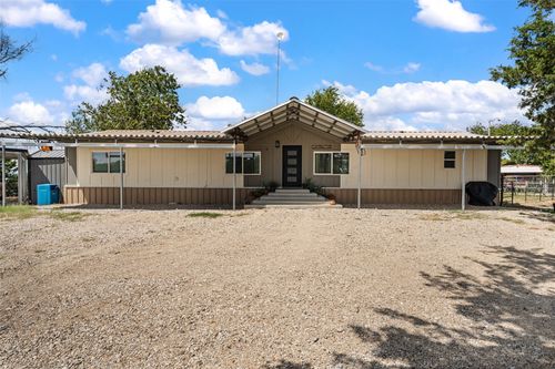 6520 Golinda Dr, Lorena, TX, 76655-4330 | Card Image