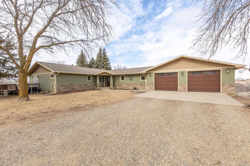 18231 Weber Rd, Westfield, IA, 51062-8580 | Card Image