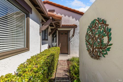 706 Adobe Dr, Santa Rosa, CA, 95404-2706 | Card Image