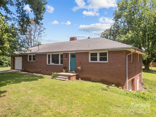 50 Baldwin Rd, Arden, NC, 28704-8592 | Card Image