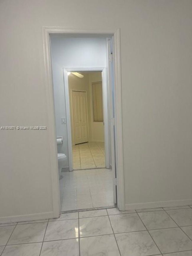 0 - 6983 Sw 161 St Pl, House other with 3 bedrooms, 3 bathrooms and null parking in Miami FL | Image 22