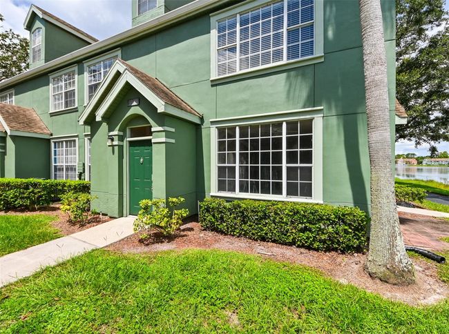 9730 - 9730 Lake Chase Island Way, Condo with 3 bedrooms, 2 bathrooms and null parking in TAMPA FL | Image 35