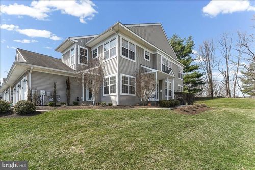 1801-132 Huntingdon Ct, PHOENIXVILLE, PA, 19460-2854 | Card Image