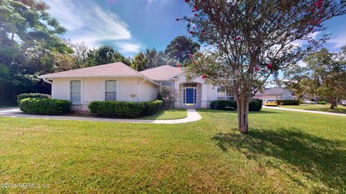 4252 Eagles View Ln, Jacksonville, FL, 32277-1462 | Card Image