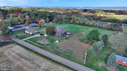 175 Strack Dr, MYERSTOWN, PA, 17067-2153 | Card Image