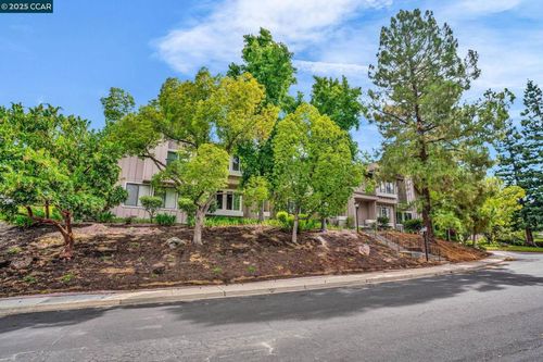 1430 Tampico Pl, Walnut Creek, CA, 94598-2925 | Card Image