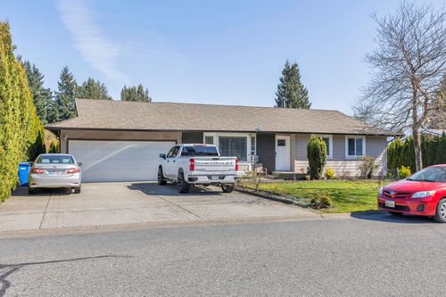 2046 Majestic Cres, Abbotsford, BC, V2T3G1 | Card Image