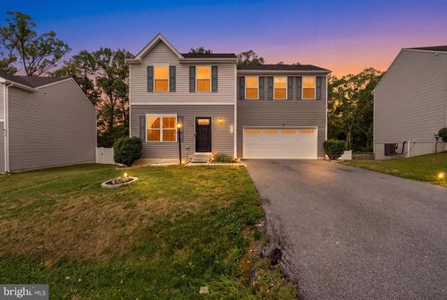 237 Salida Trl, MARTINSBURG, WV, 25403-1657 | Card Image
