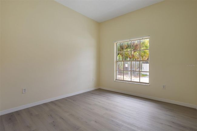 Secondary Bedroom | Image 19