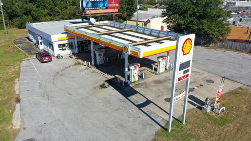 1699 Main St, Chipley, FL, 32428-5992 | Card Image